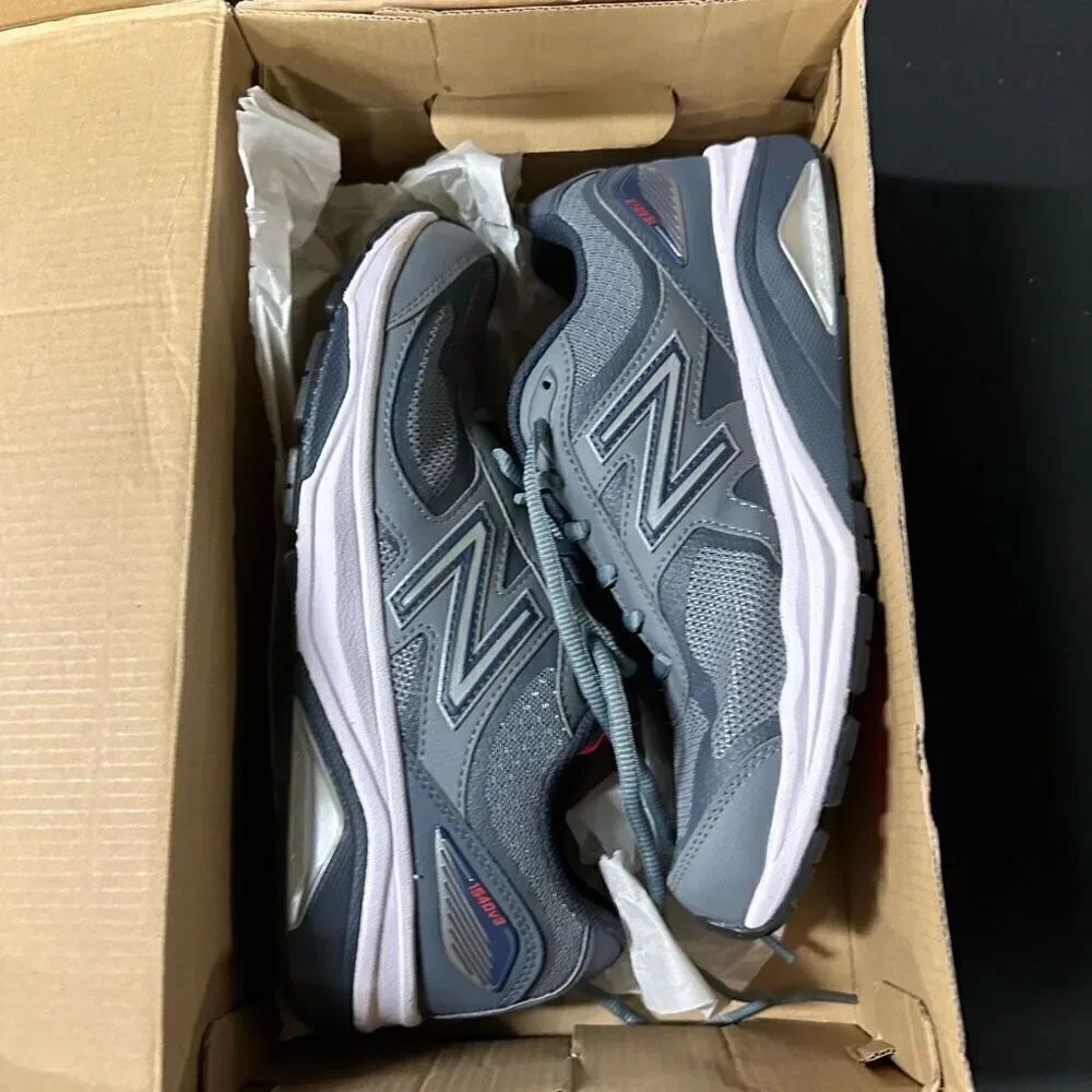 New Balance 1540v3 Grey Red Dragonfly Running Shoes Sneakers W1540GD3